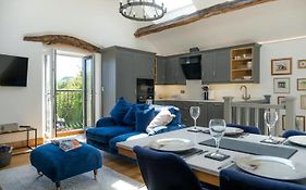 Naze View Barn - Cosy, With All Mod Cons